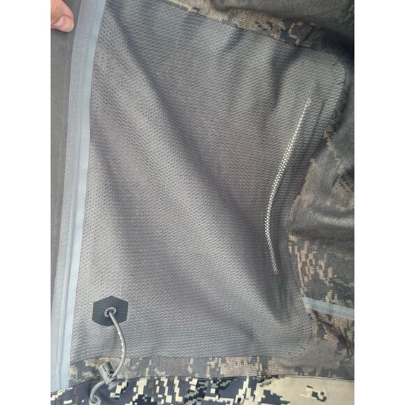 Sitka Men’s Camo 1/4 Quarter Zip Gear Jacket Sz M Gore Windstopper Elevated II - Picture 8 of 14